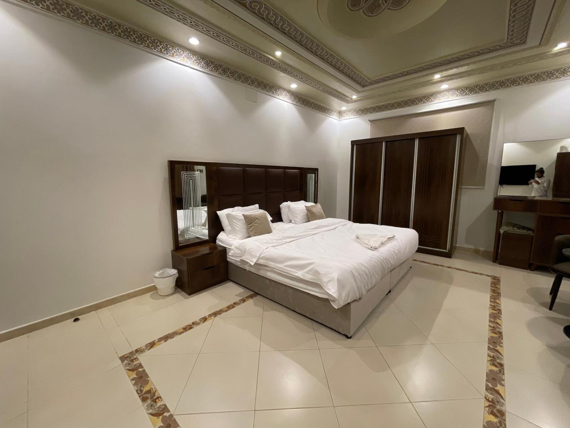 Friday Suites Al-'Ula Exterior foto
