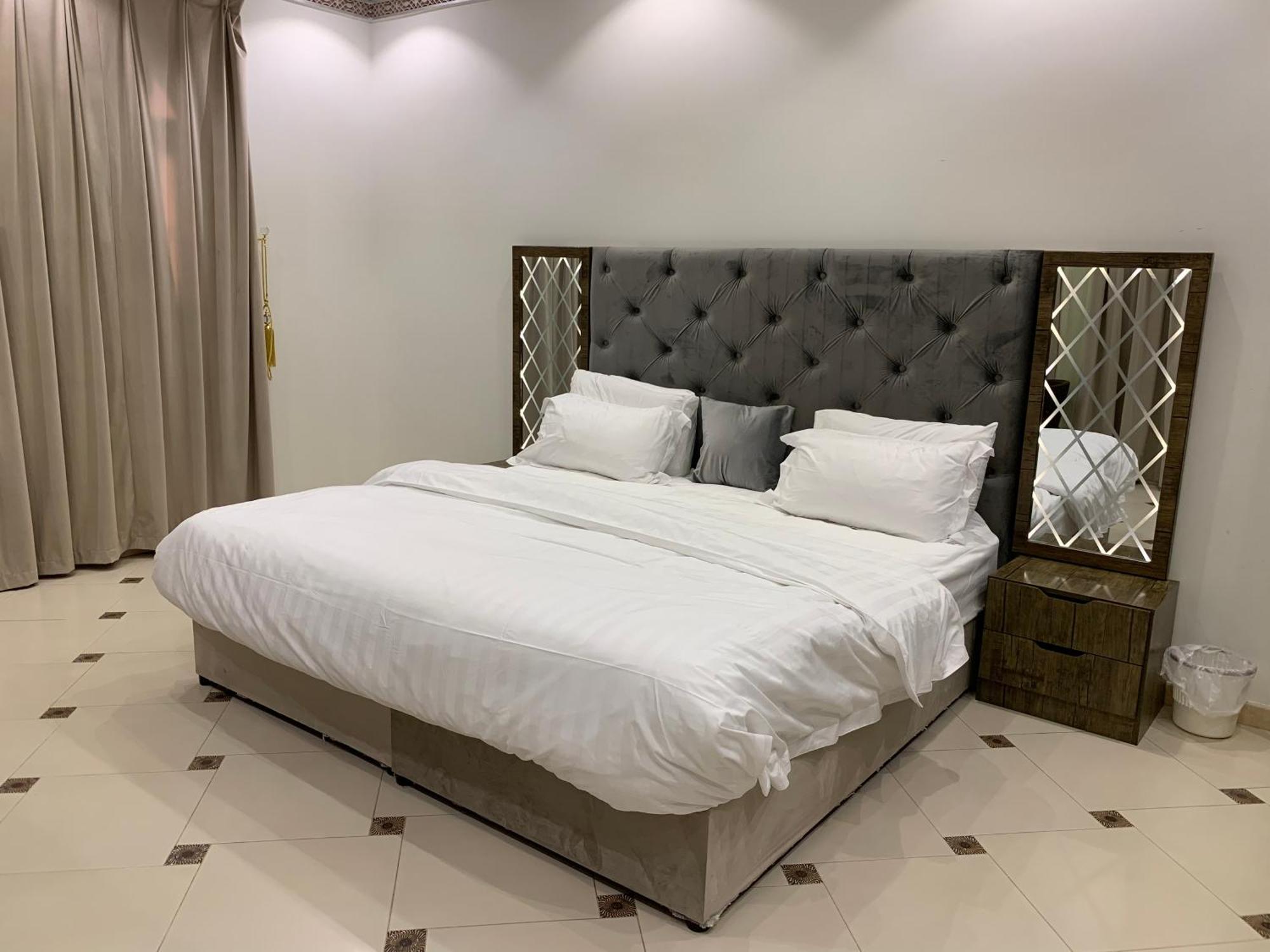 Friday Suites Al-'Ula Exterior foto