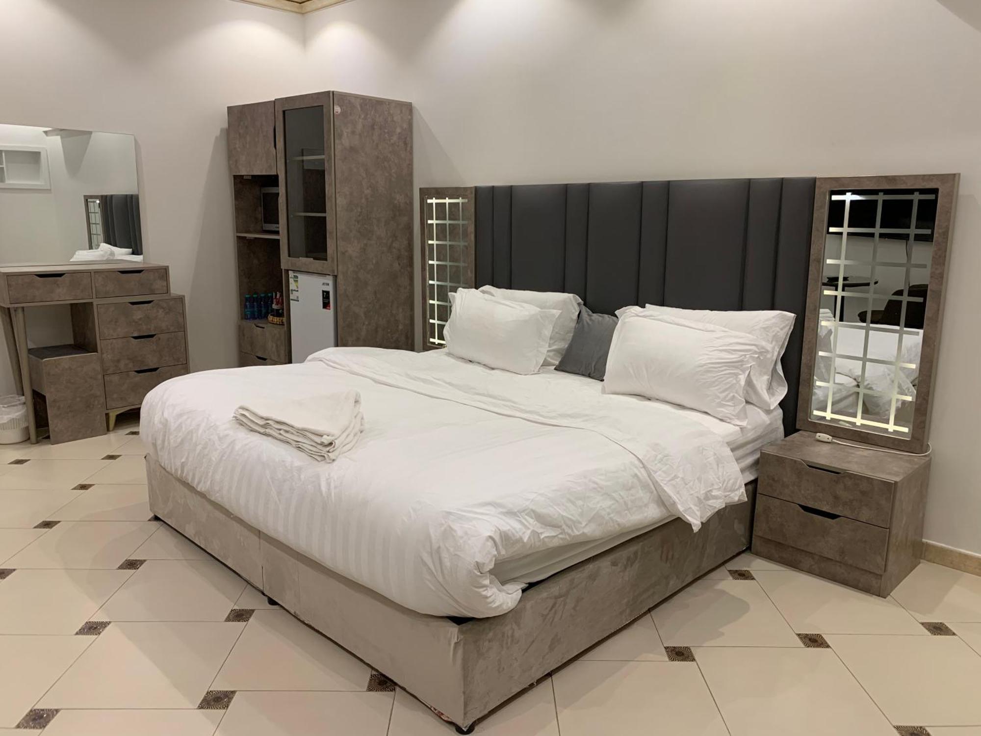 Friday Suites Al-'Ula Exterior foto
