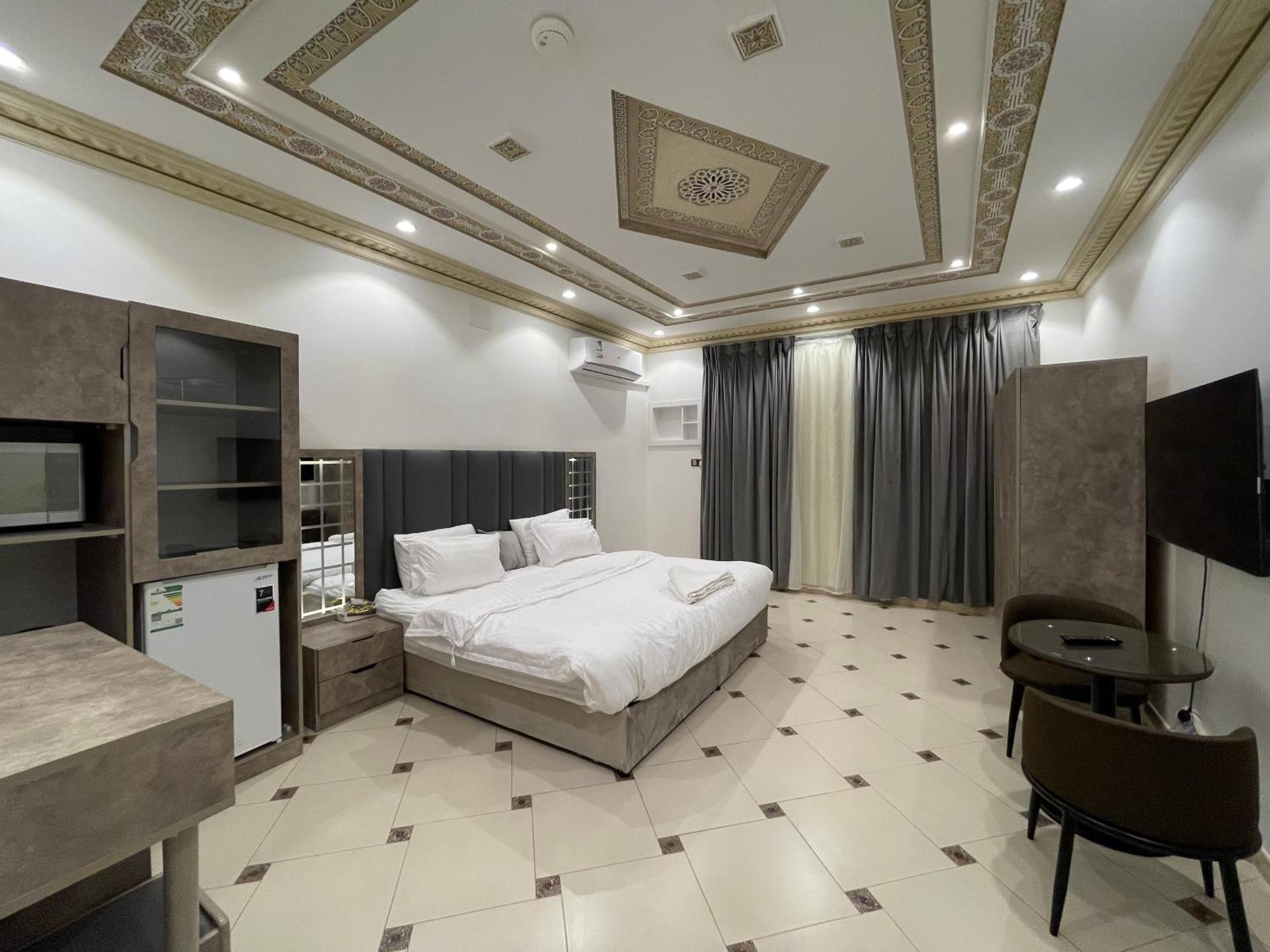 Friday Suites Al-'Ula Exterior foto
