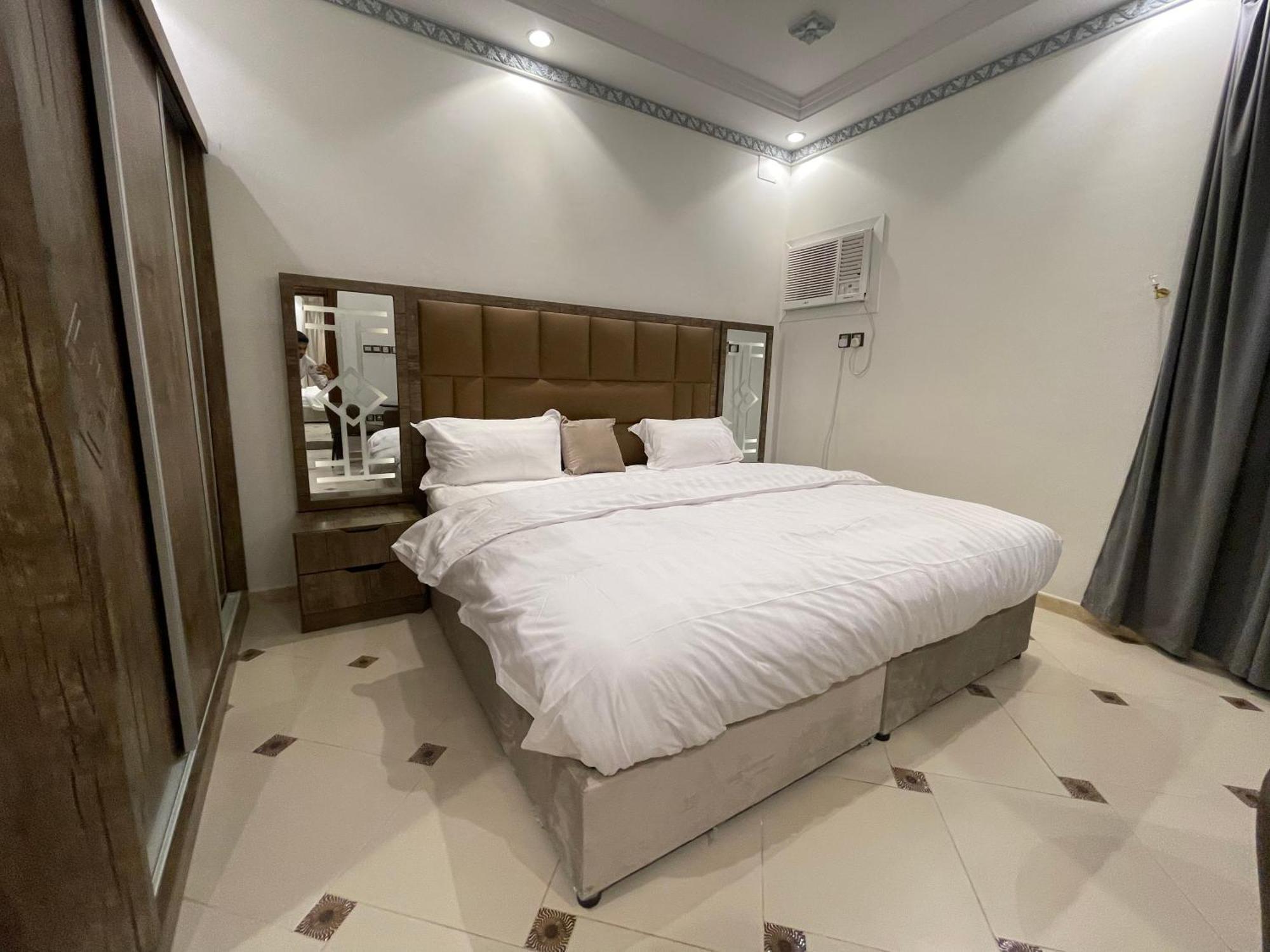 Friday Suites Al-'Ula Exterior foto
