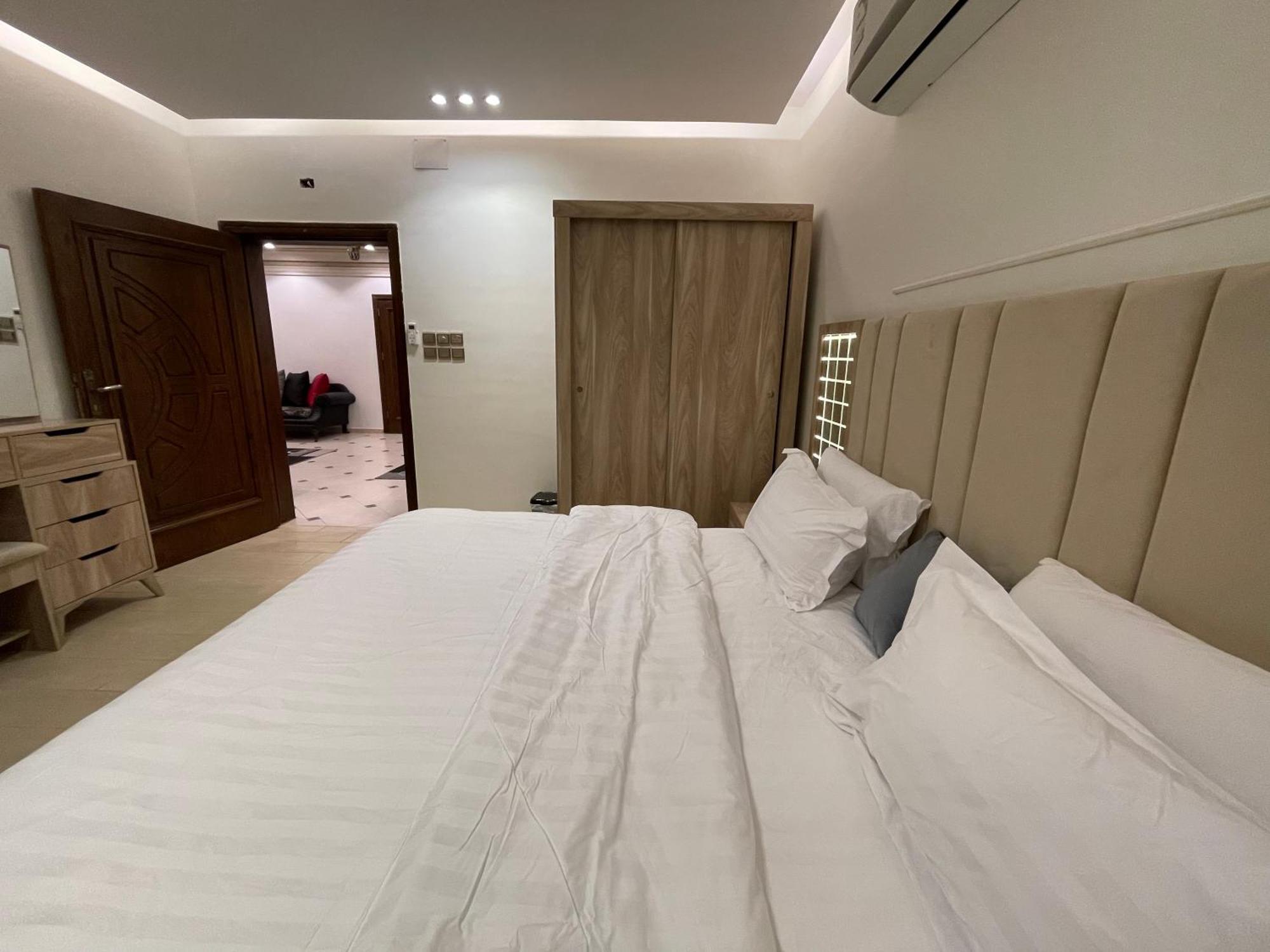 Friday Suites Al-'Ula Exterior foto